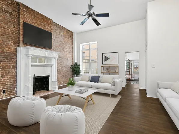 10 West 87th Street image 1 of 6