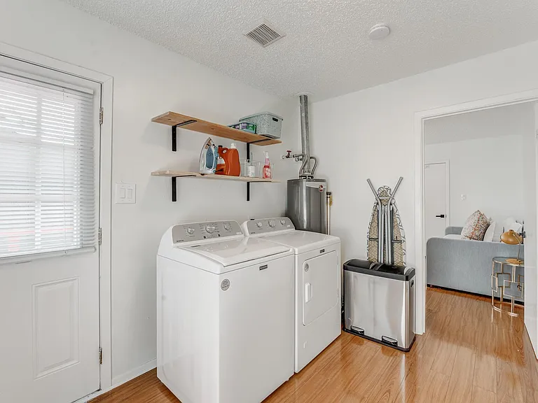 1115 Morris St — Photo 25