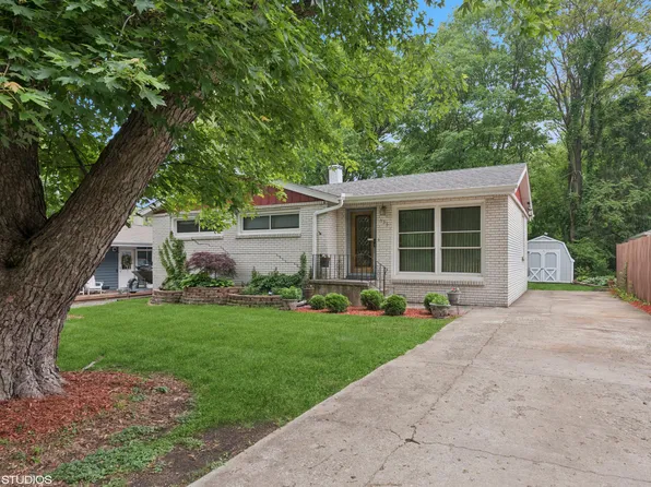 925 N Warren St, Gary, IN 46403