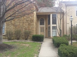 556 Buckskin Ct, Terre Haute, IN 47803