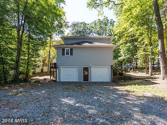 3rd image of 1201 Richmond Dr