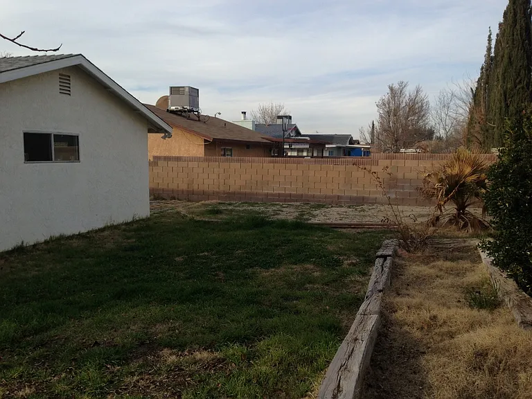 44908 Logue Ave — Photo 21
