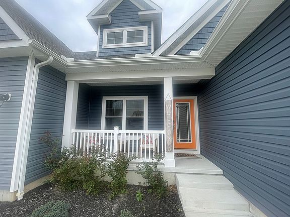 2nd image of 507 Edward St