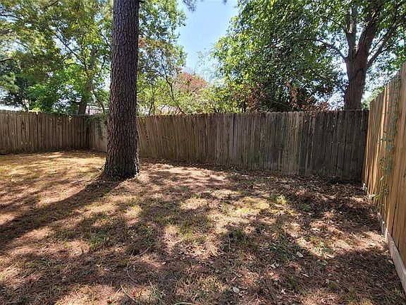 3rd image of 11802 Greencanyon Dr