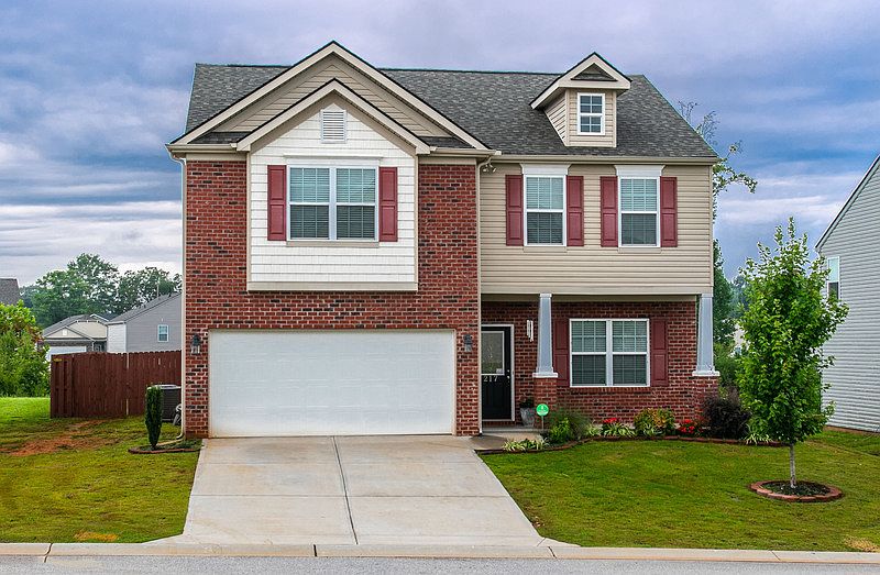 1st image of 217 Hartleigh Dr