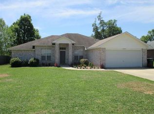 4885 Broadleaf Dr, Pace, FL 32571