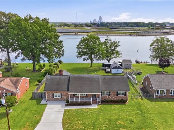 128 Convention Dr, Virginia Beach, VA 23462