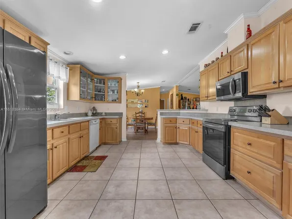 2244 SW 84th Ave, Davie, FL 33324