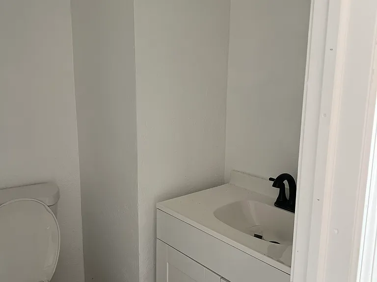 2722 McDowell St — Photo 11