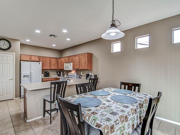5th image of 42485 W Jawbreaker Dr