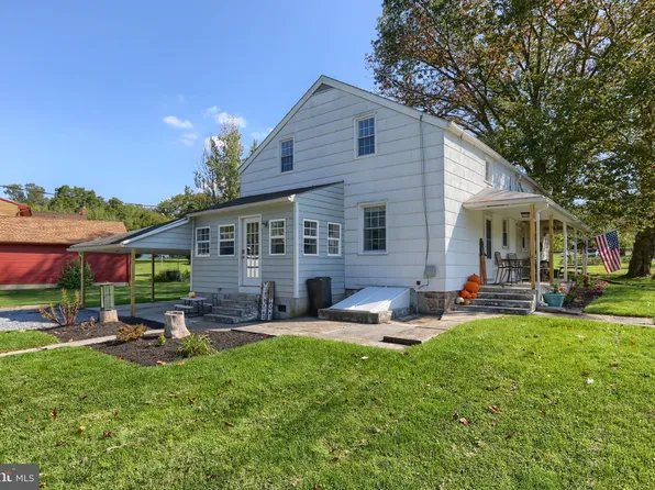 132 Magnetite Ln, Lebanon, PA 17042