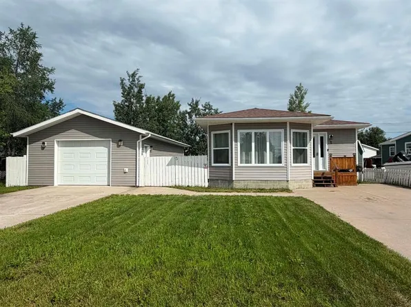 5 Davis Crescent, Happy Valley-Goose Bay, NL A0P1E0