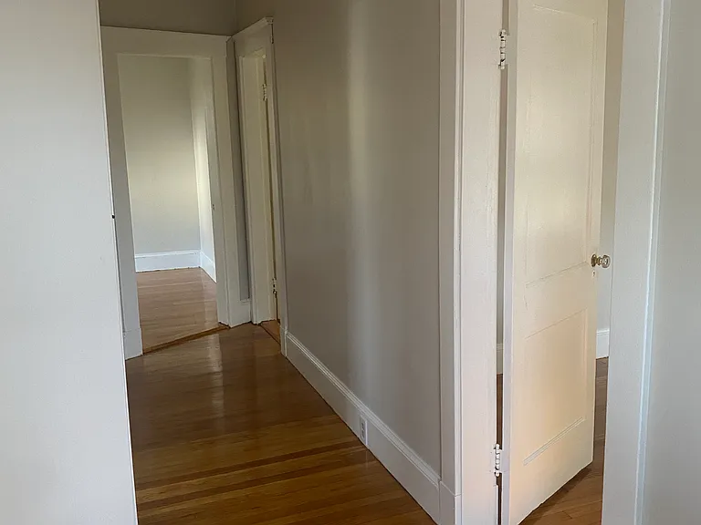 43 Rowell Ave — Photo 5
