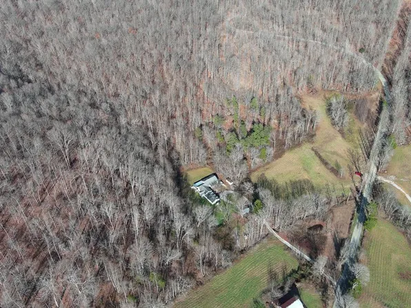 8425 Board Valley Rd, Sparta, TN 38583