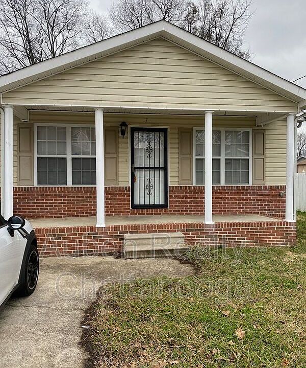 1st image of 1715 Newell Ave