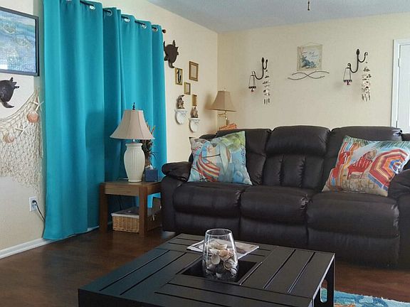 2nd image of 4901 Sh 361 APT 205