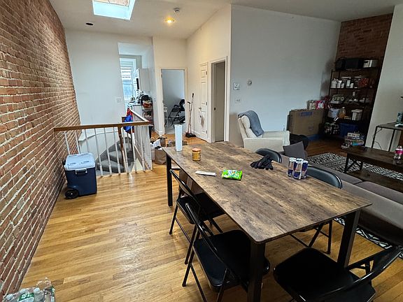 3rd image of 482 Massachusetts Ave APT 3