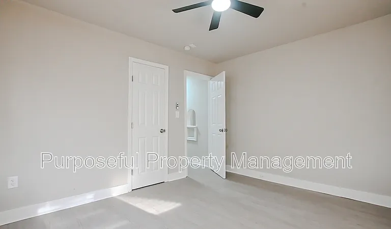 2201 Glen Ellyn St — Photo 19