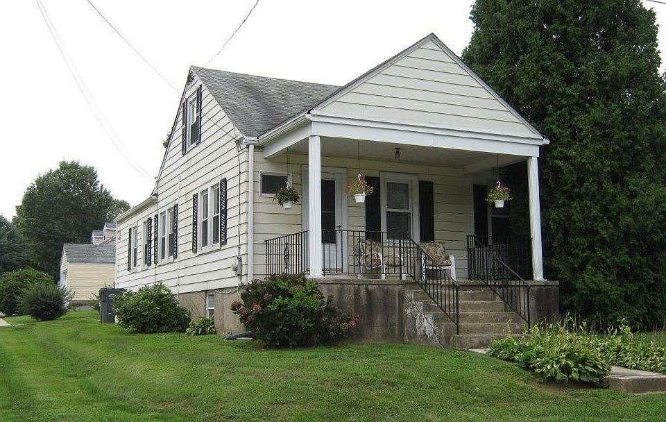 Available Soon: 501 1st Ave, Newtown Square, PA 19073