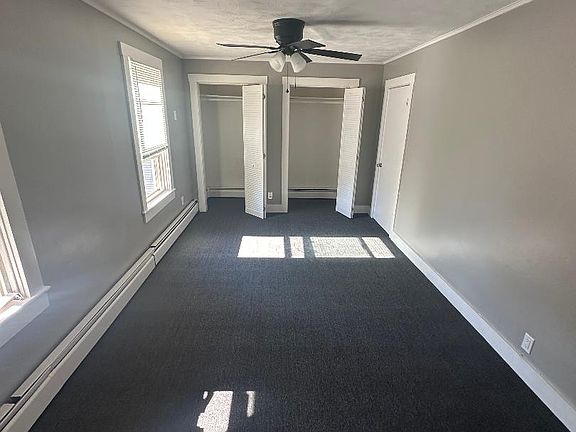 4th image of 29 E Greenwich Ave #31