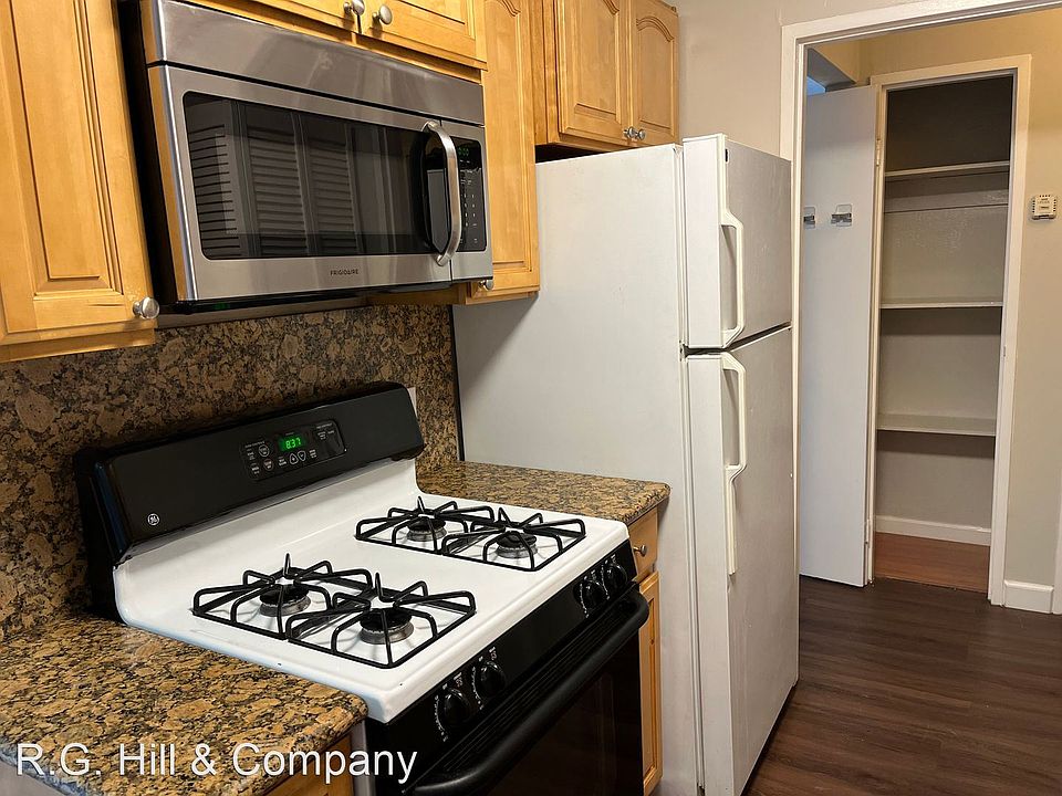 1st image of 1185 Lincoln Ave #4