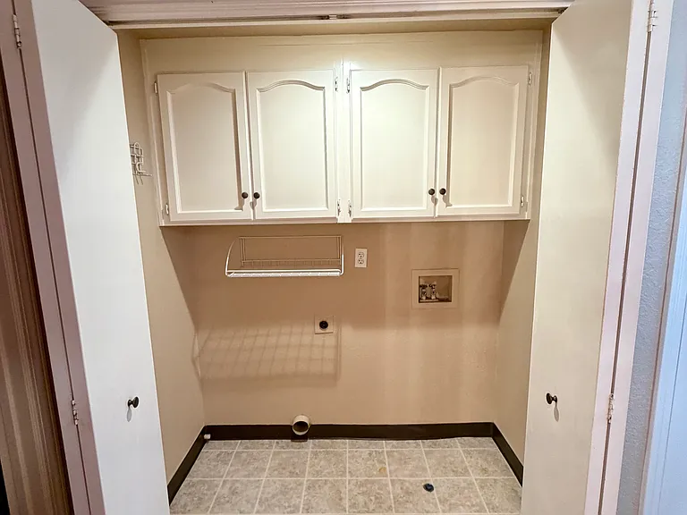 8147 N Cedar Ave #107 — Photo 8