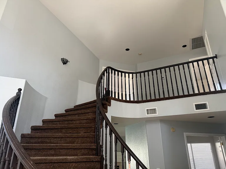 5104 Sequin Dr — Photo 13