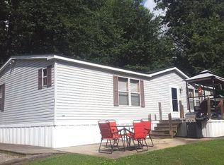 211 Maple Dr, Nottingham, PA 19362