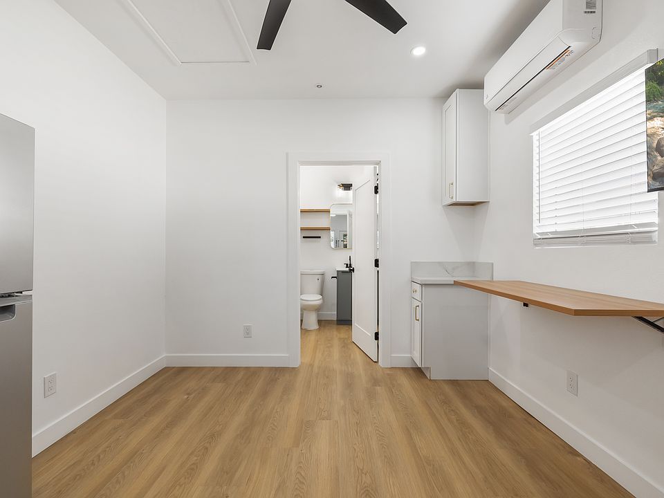 1st image of 1010 15th St #1024-1