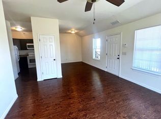 1519 W London St #C, El Reno, OK 73036