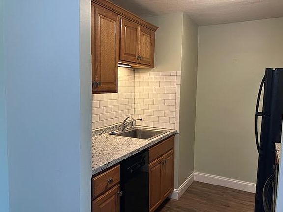 4th image of 356 Lincoln St APT 10