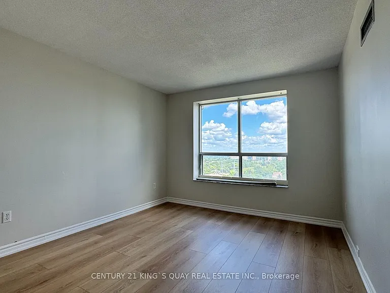 1 Pemberton Ave #2207 — Photo 8