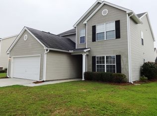 554 Holiday Dr, Summerville, SC 29483