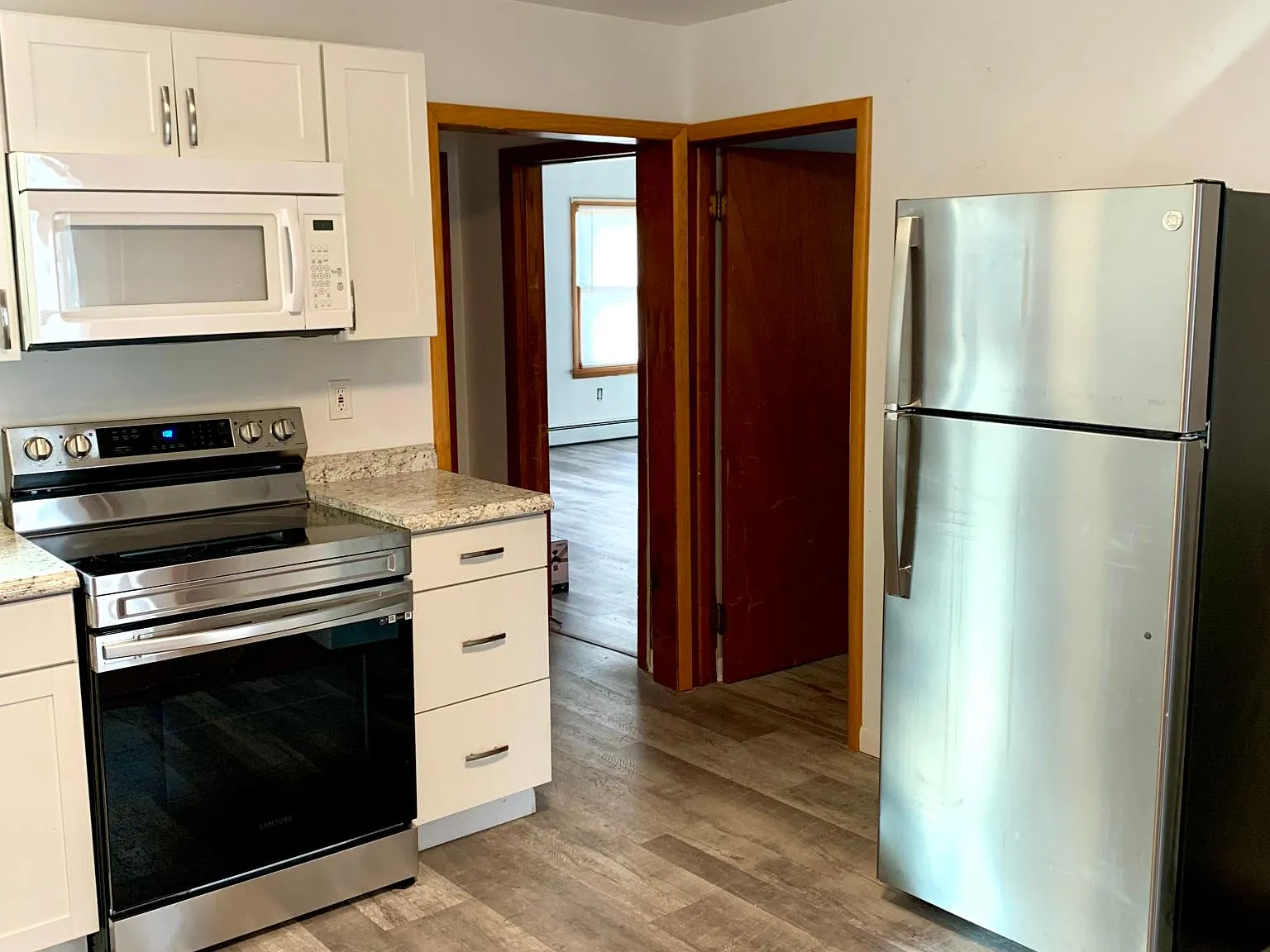2 bed, 810 sqft, $2,375 — Photo 3