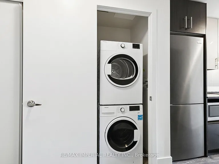 188 Fairview Mall Dr #722 — Photo 16