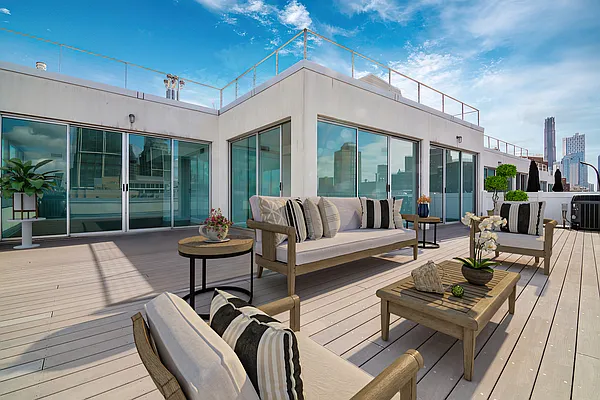 Rented by REAL New York | media 15