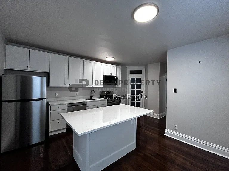 2856 Shenandoah Ave #1W — Photo 4