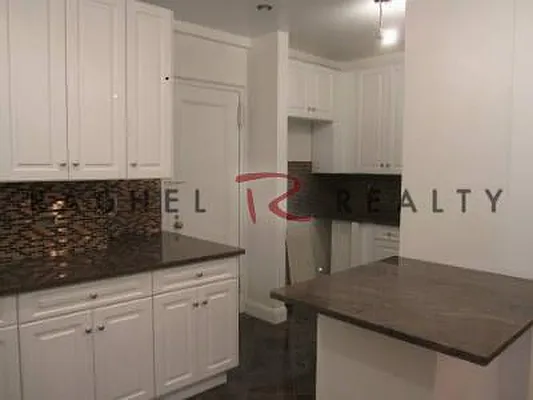 Sold by Rachel Realty | media 22