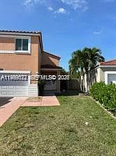 16870 SW 142nd Pl #1 Photo 1