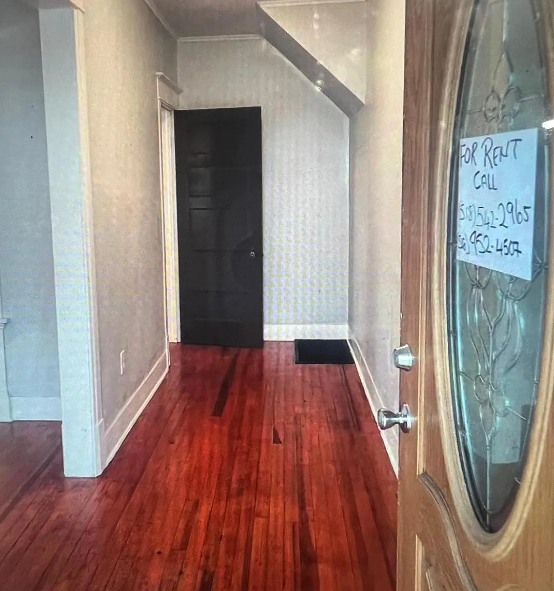3 bed, 1200 sqft, $1,500 — Photo 2