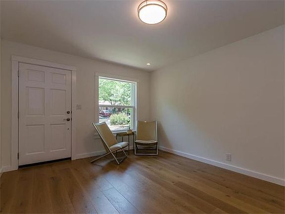 5th image of 5808 Blythewood Dr