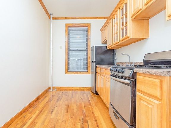2nd image of 280 Crown St #4G
