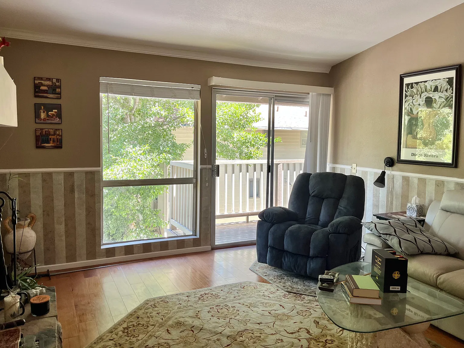 3 bed, 1352 sqft, $2,500 — Photo 3
