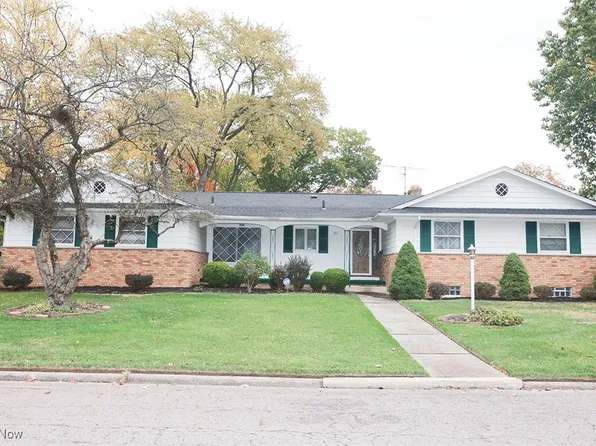 311 Goodhue Dr, Akron, OH 44313