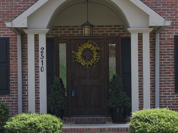 4th image of 2510 Cross Creek Dr