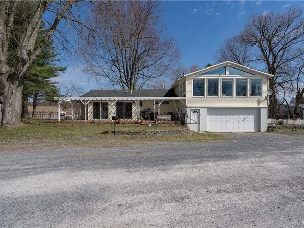 23634 Us Route 11, Calcium, NY 13616