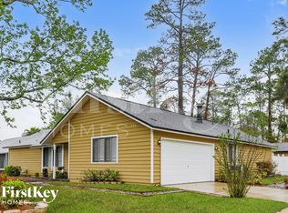 3887 Mandarin Woods Dr S, Jacksonville, FL 32223