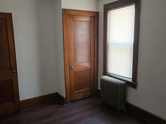 4th image of 913R Coleman Ave #913-R