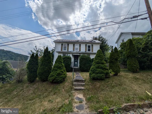 12803 Cobblestone Rd NW, Mount Savage, MD 21545