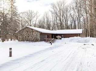 121 Hinkleyville Rd, Spencerport, NY 14559